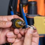 Klein Tools 32561 Multi-Bit Screwdriver / Nut Driver, 6-in-1 Stubby Screwdriver with 2 Phillips, 2 Slotted, 2 Nut Drivers - Image 6