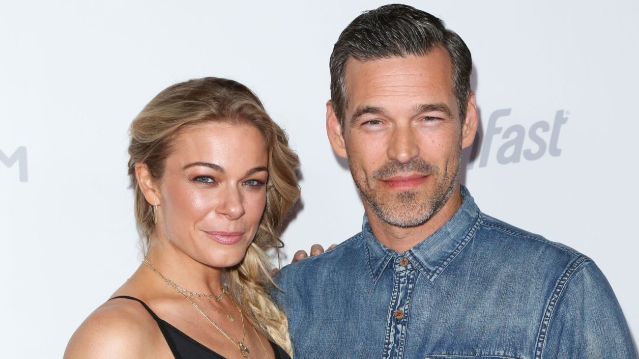 LeAnn Rimes And Eddie Cibrian's Minimalist Christmas Decor Is The Look Of 2025